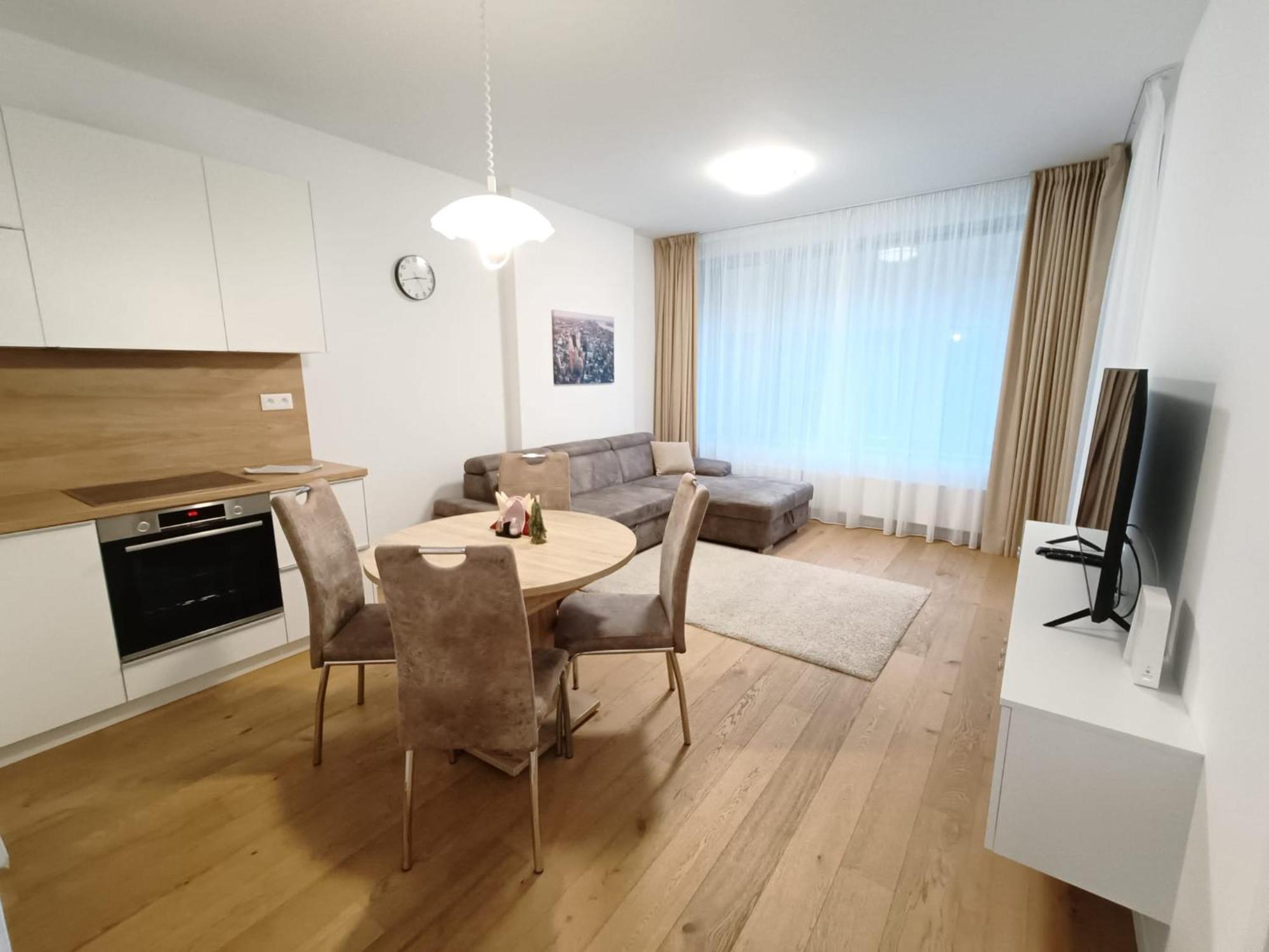 Sag Sky Park Residence Free Parking And Wi-Fi براتسيلافا المظهر الخارجي الصورة